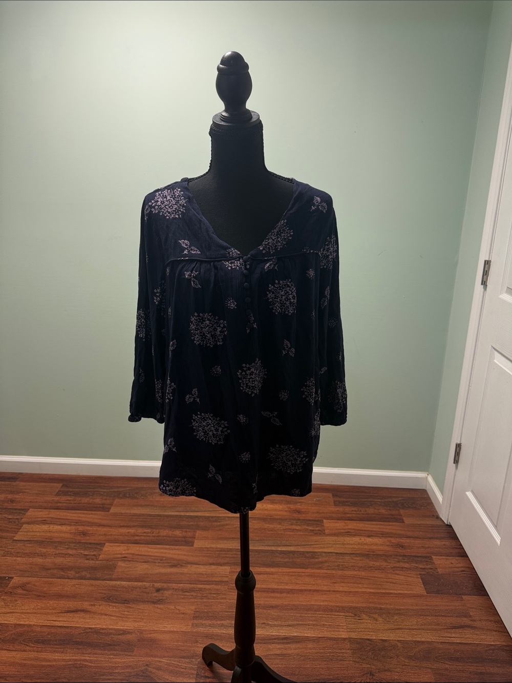 Skies Are Blue Navy Floral V-Neck Tunic